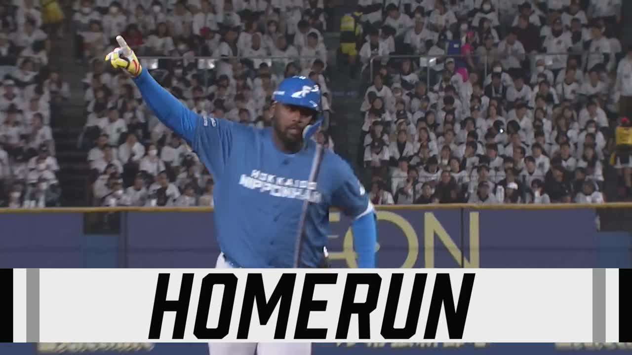 6回表・Fレイエス ダメ押しのソロホームラン!!