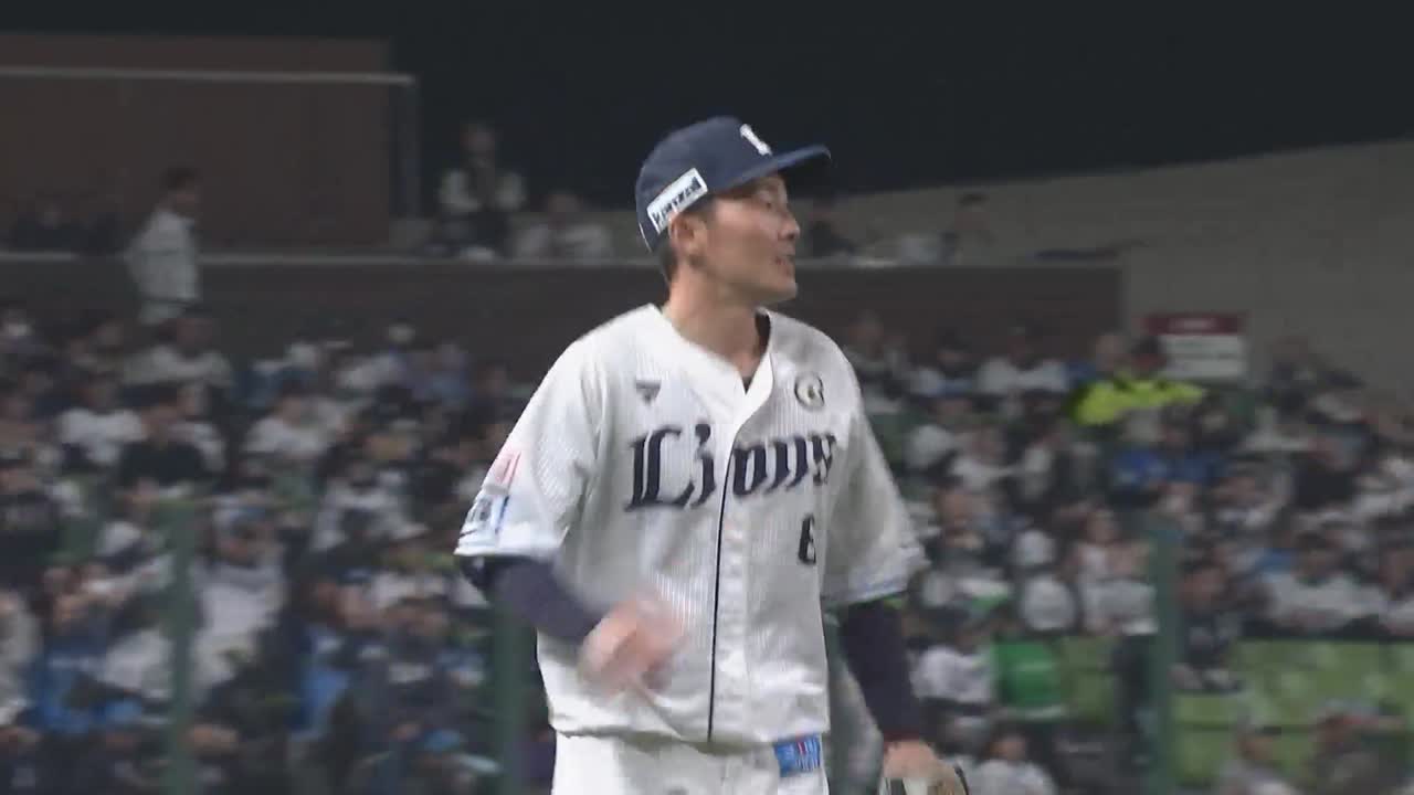 5回表・L源田壮亮 三遊間の深い当たりを追いついてアウトに!!