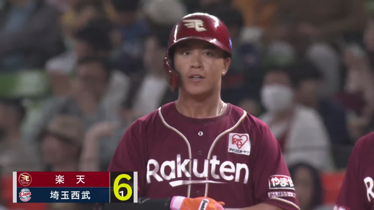 6回表・E渡邊佳明 変化球を上手に捉え追加点となるタイムリーヒット!