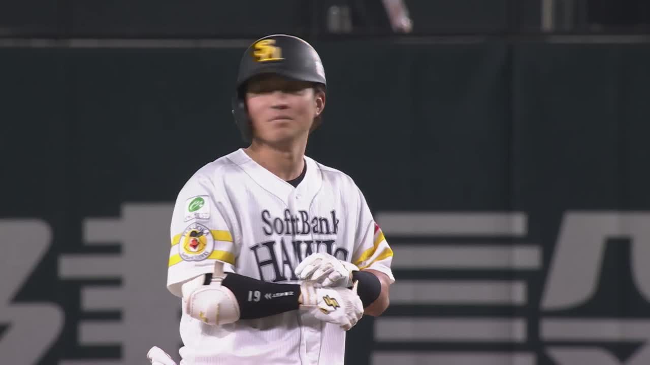 2回裏・H川村友斗 連打!! センターオーバーのタイムリー2ベースヒット!!