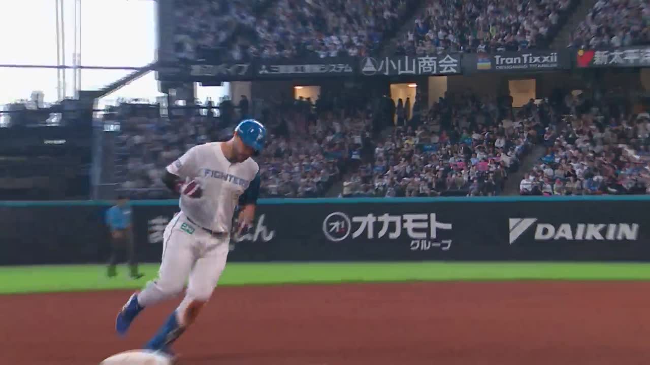 4回裏・Fマルティネス レフトスタンドへのソロで1点差に迫る!!