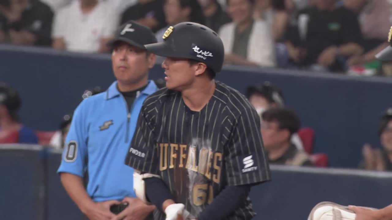 1回裏・B茶野篤政 一塁へのヘッドスライディングでセーフをもぎ取る!!