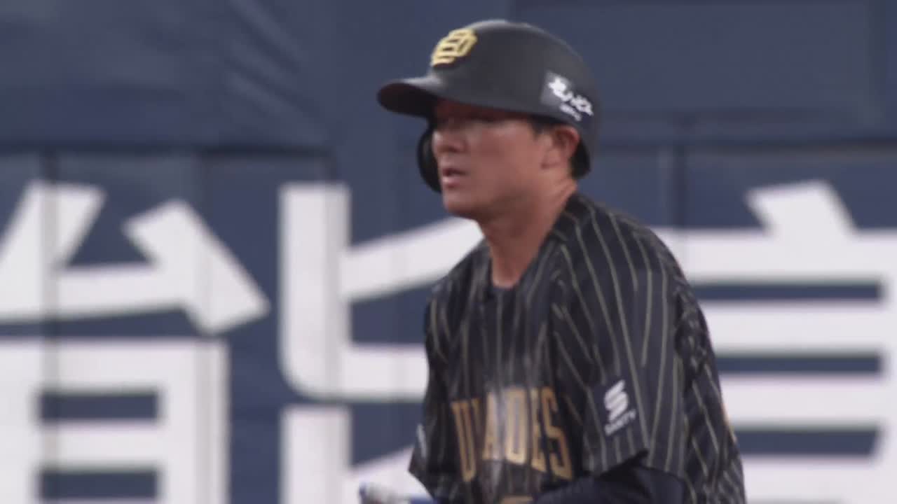 1回裏・B茶野篤政 盗塁成功でチャンスをつくる!!