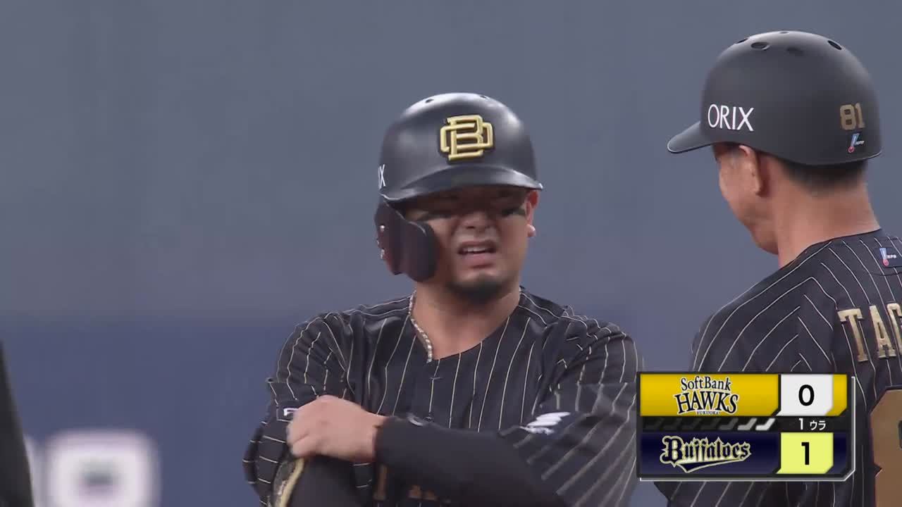 1回裏・B森友哉 タイムリーヒットで先制に成功!!