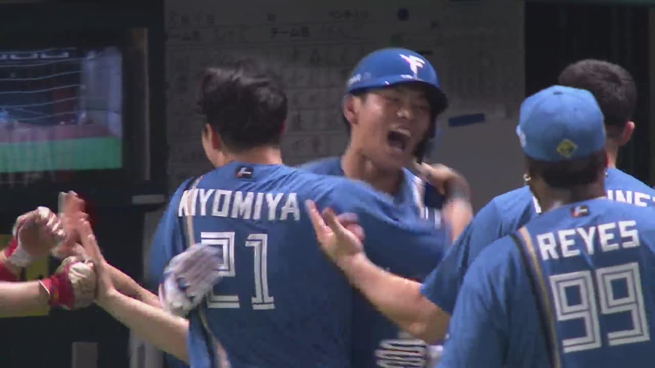7回表・F野村佑希 レフトへ代打逆転2ランホームランを放つ!!