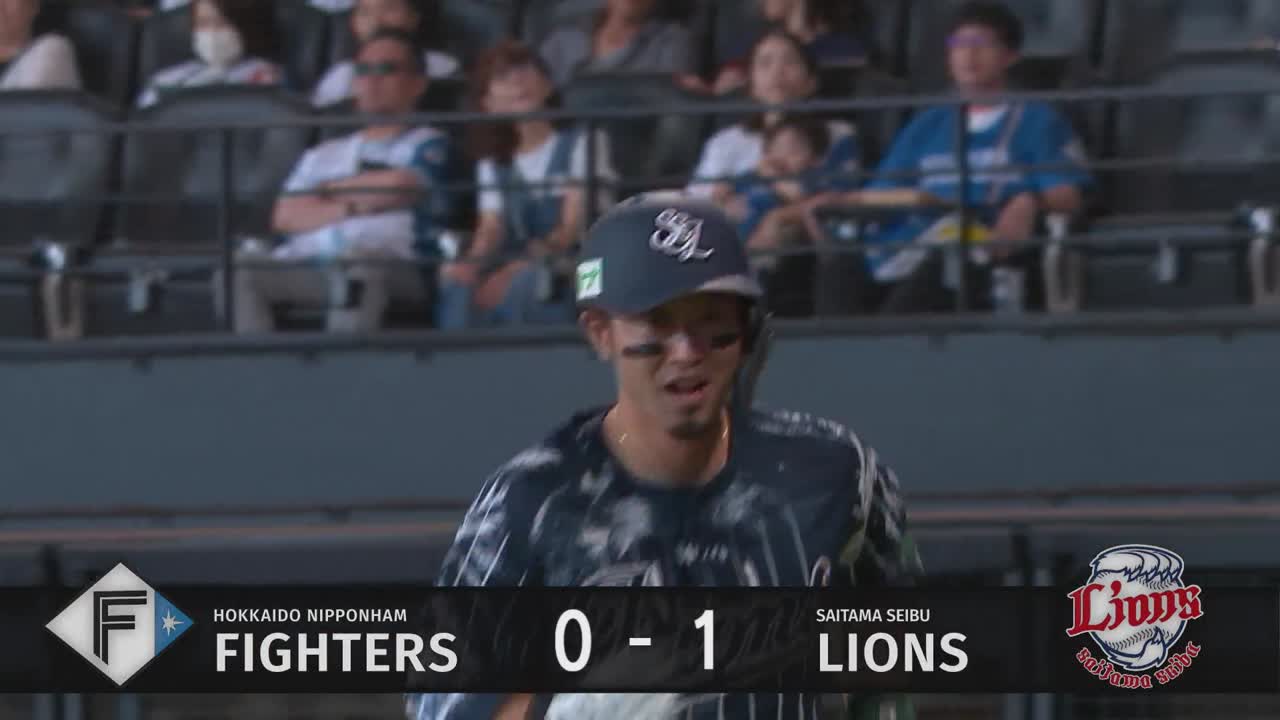 2回表・L外崎修汰 高々と上がった打球はレフトスタンドへ!!