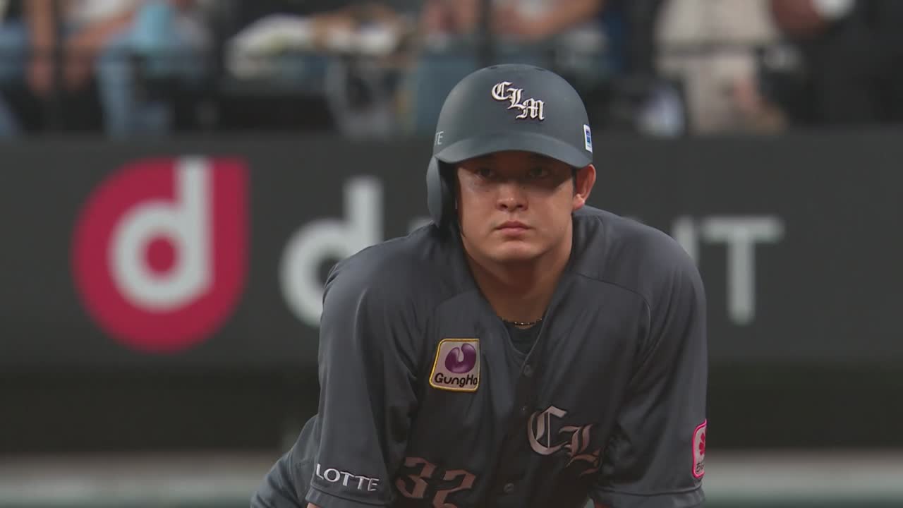1回表・M佐藤都志也 先制打!! 一二塁間を抜けるタイムリーヒット!!