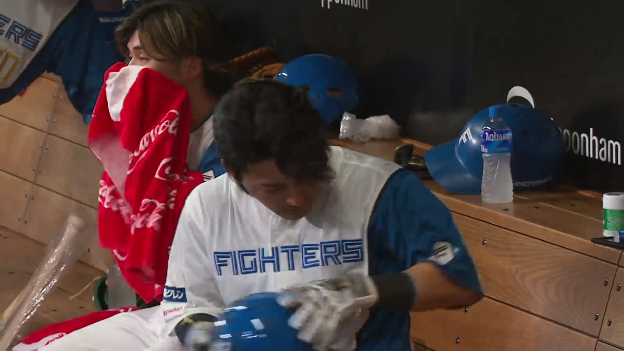 2回裏・F水野達稀 新庄野球!! 2者連続スクイズでこの回一挙3得点!!