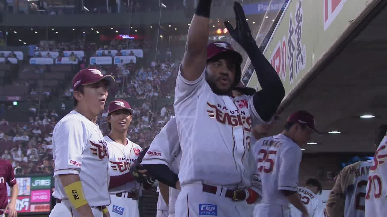 2回裏・Eフランコ ライナーで叩き込む先制2ランホームラン!!
