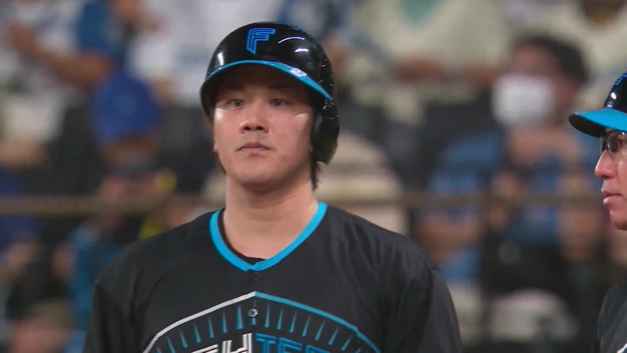 2回裏・F伏見寅威 初球を振り抜いた!! レフトへ先制タイムリーヒットを放つ!!