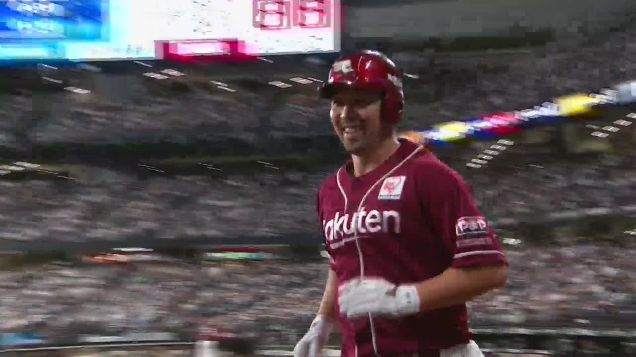 4回表・E阿部寿樹 レフトスタンドに飛び込む2ランホームラン!!