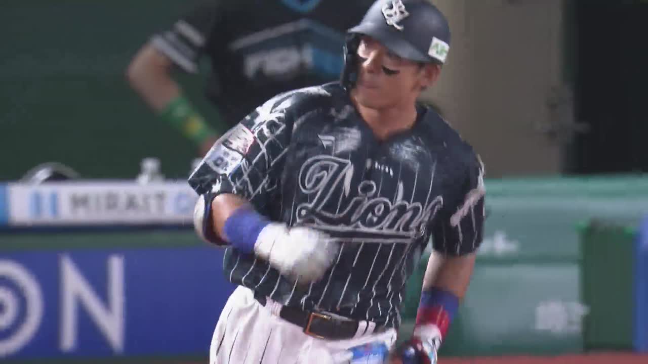 8回裏・L栗山巧 ミスターレオの1発!! 代打逆転2ランホームラン!!