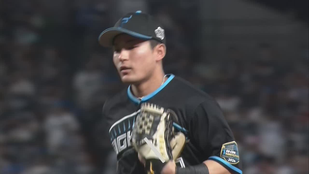 7回裏・F水野達稀 打球に飛びつき、ピンチを防ぐファインプレー!!