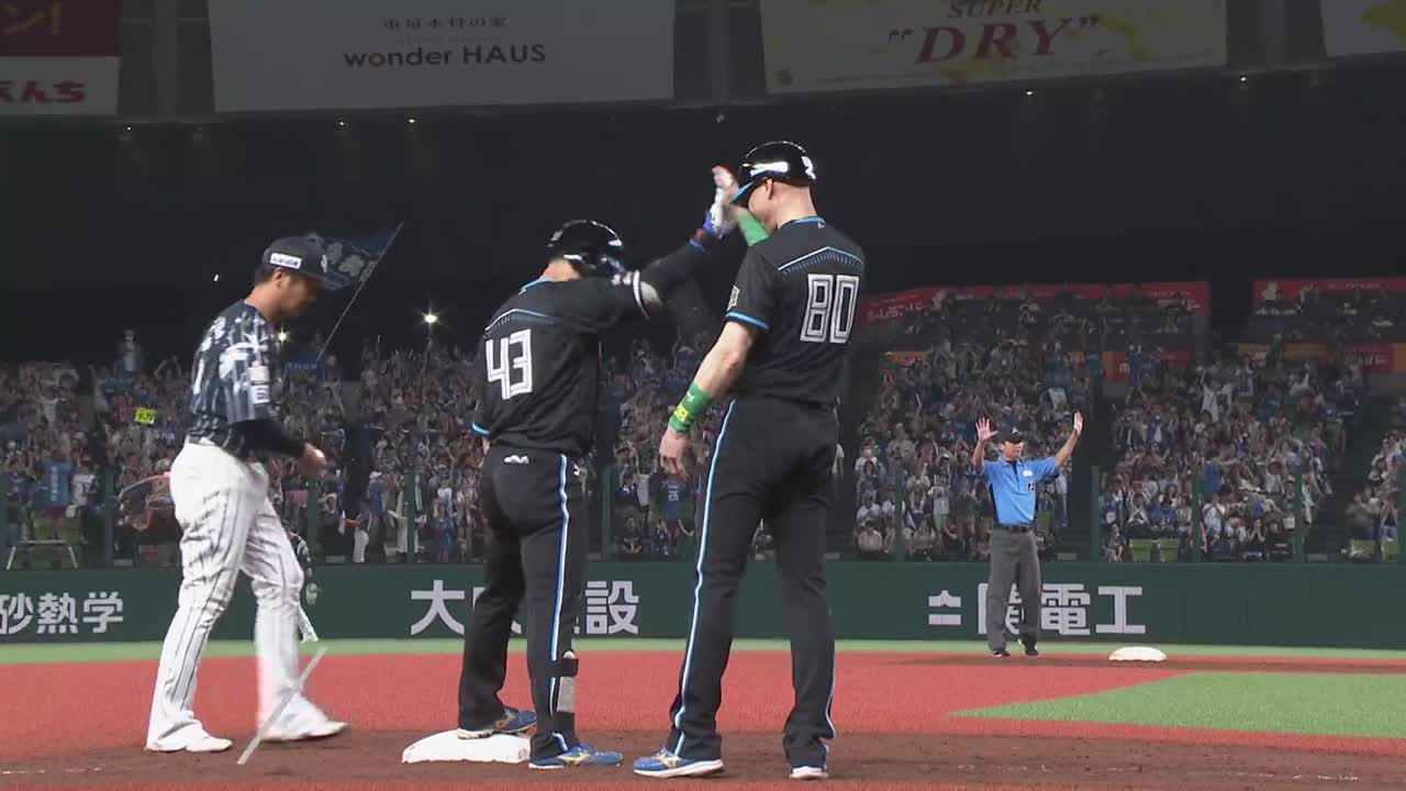 9回表・F水野達稀 強烈なライトオーバータイムリー3ベースヒットで勝ち越し!!