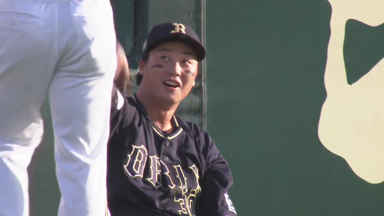 2回裏・B廣岡大志 抜けていれば長打という当たりをダイビングキャッチ!!