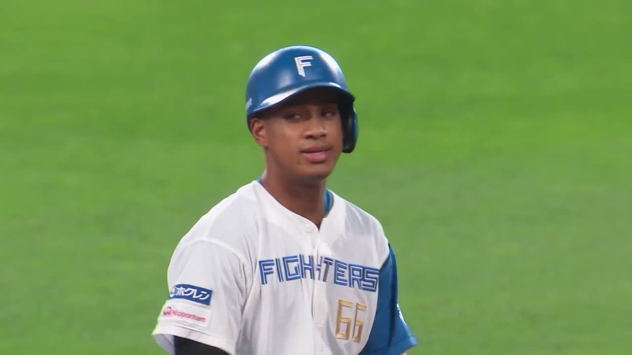 2回裏・F万波中正 左中間を破る先制のタイムリー2ベースヒット!!