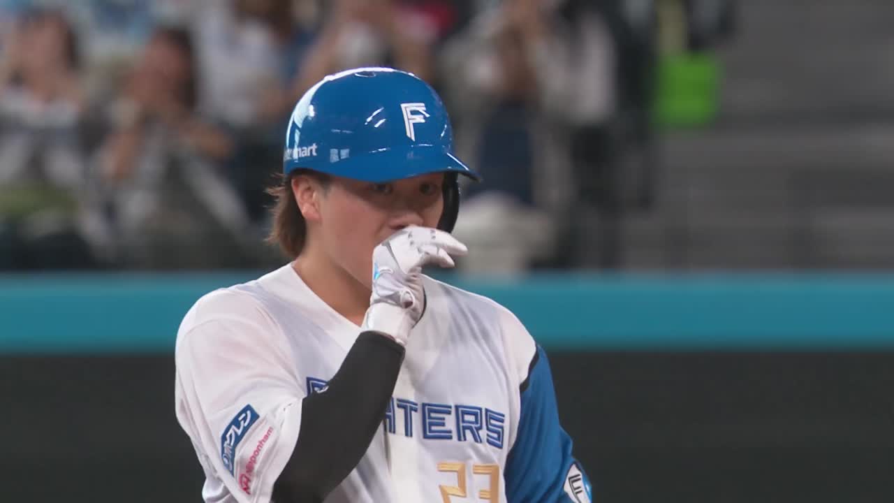 4回裏・F伏見寅威 フェンス直撃のタイムリー2ベースヒット!!