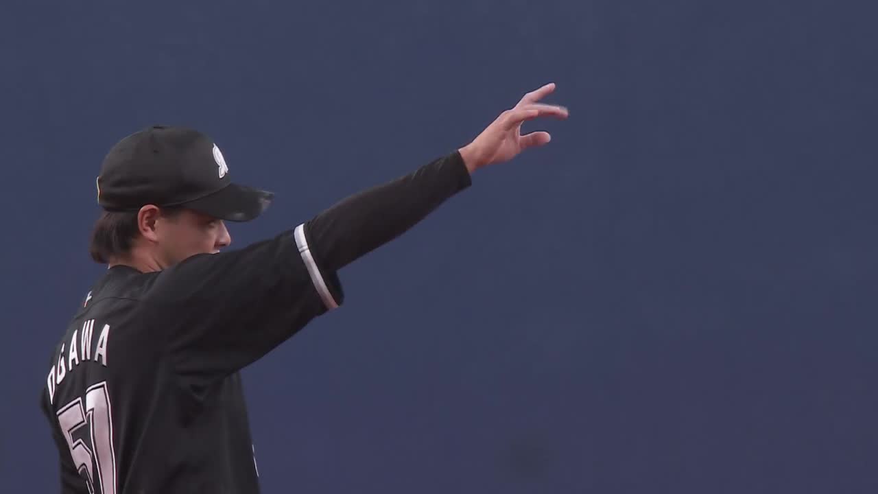 2回裏・M小川龍成 味方をバックアップする好守備!!