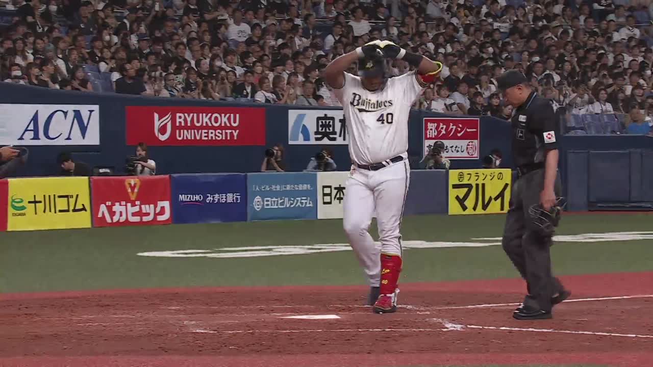 4回裏・Bセデーニョ 逆方向へ持っていった第11号ホームラン!!