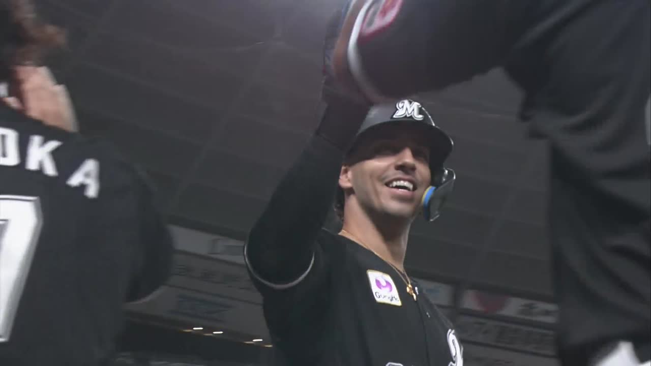 3回表・Mソト 打球はライトスタンドへ!! 今季第20号2ラン!! 