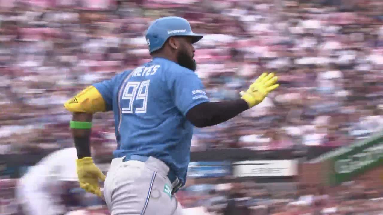 1回表・Fレイエス 初回から豪快な一発!! レフトへのHRで先制に成功!!