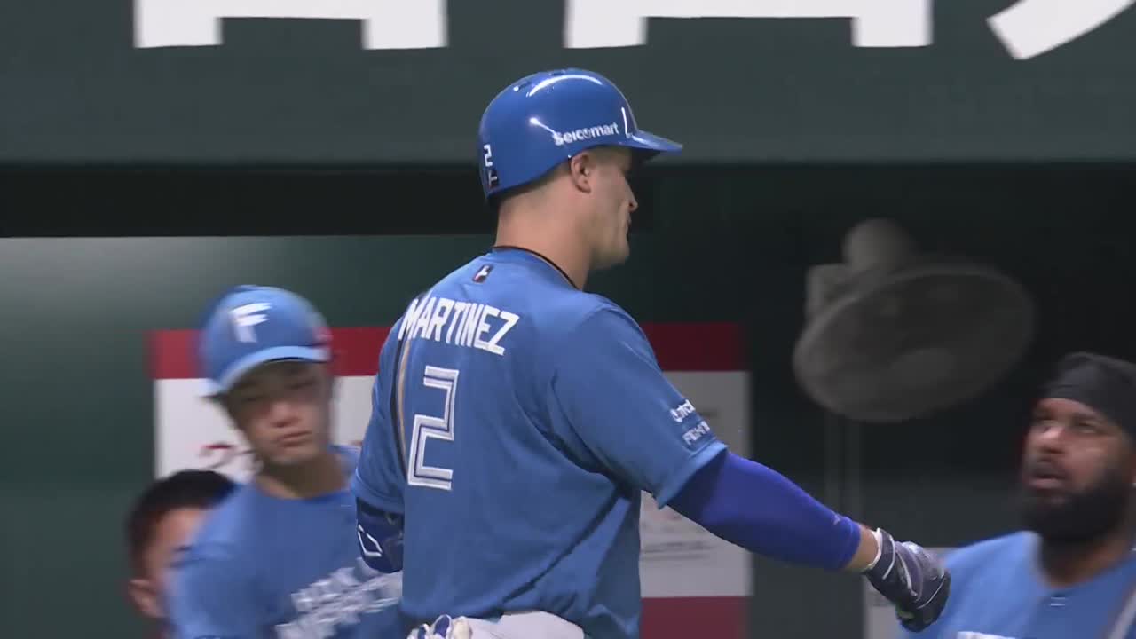 6回表・Fマルティネス ショートゴロの間に追加点を挙げる!!