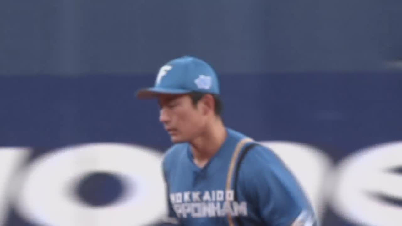 6回裏・F水野達稀 好守!! 二遊間への難しい打球をアウトにする!!