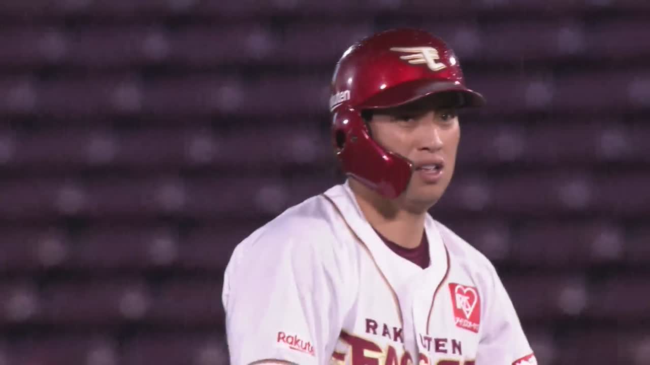4回裏・E小郷裕哉 1、2番の連打で先制点!! 左中間へのタイムリー2ベース!!