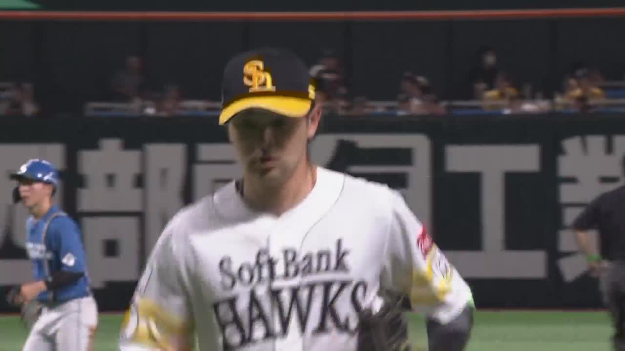 3回表・H川瀬晃 センターへ抜けそうな当たりをダイビングキャッチでゲッツーに!!