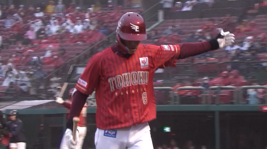 8回裏・E辰己涼介 今日のチーム初得点となる犠牲フライを放つ!!