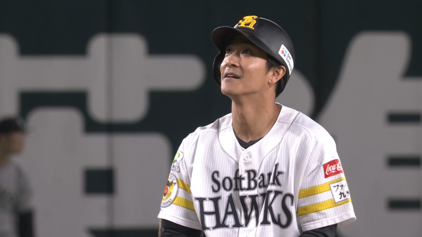 1回裏・H柳町達 10試合連続ヒットとなる左中間を破る2ベースヒット!!