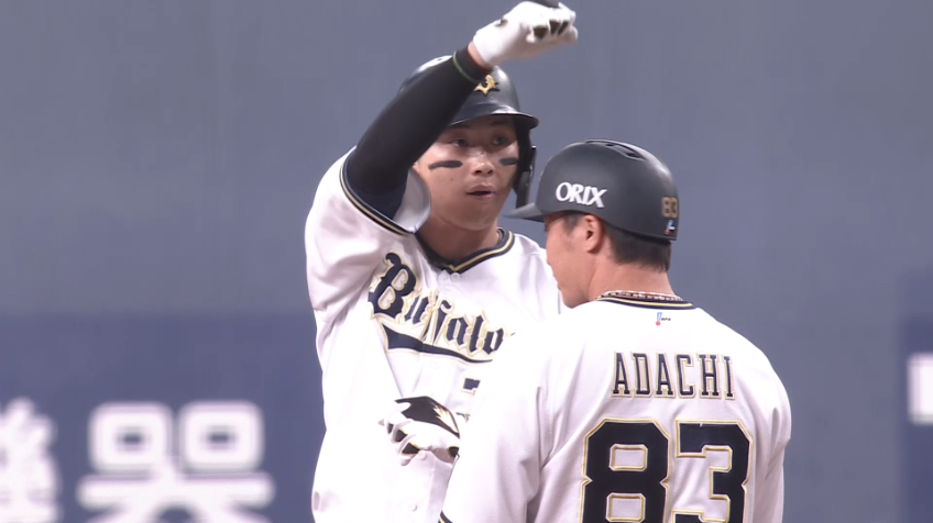 4回裏・B廣岡大志 センターに抜けるタイムリーで勝ち越し!!