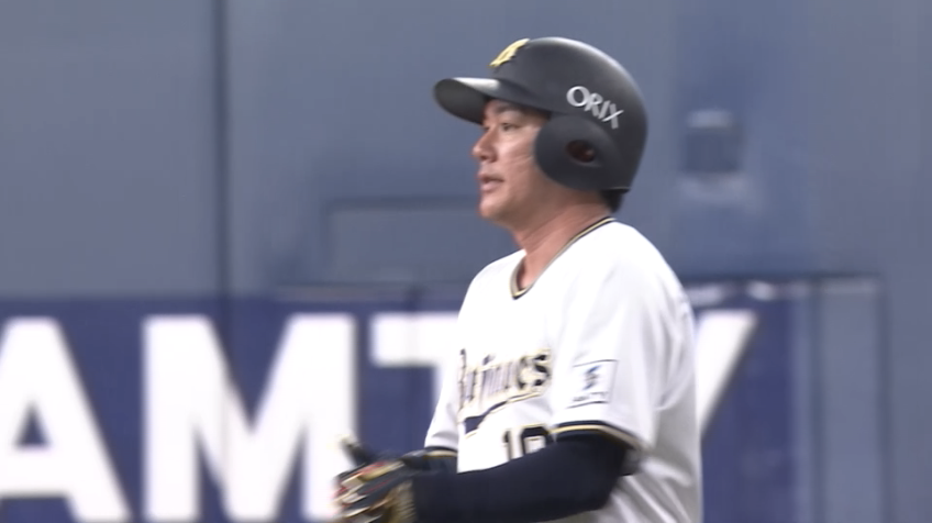 6回裏・B大城滉二 職人技!! 完璧なセーフティバントで出塁!!