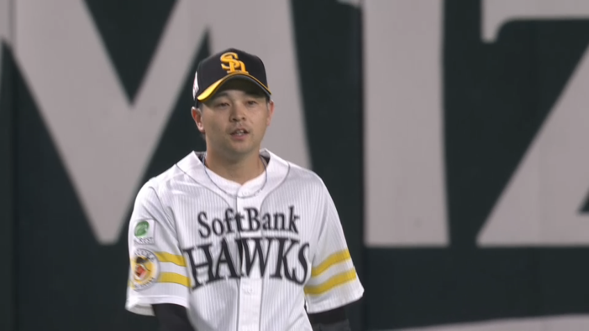 8回表・H川瀬晃 守備でも躍動!! 三遊間深い位置からアウトを奪う!!