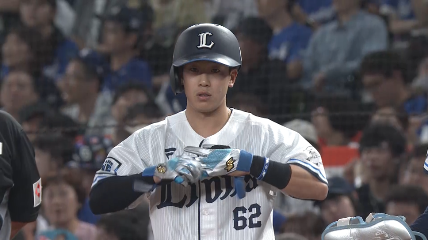 3回裏・L滝澤夏央 初球打ち!! センターへの先制タイムリーヒット!!