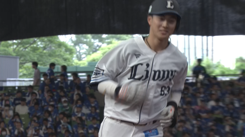 4回裏・L長谷川信哉 チーム交流戦第1号HR!! レフトへの一発で追加点!!