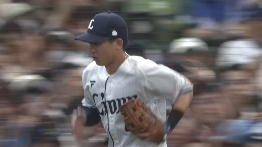 1回表・L滝澤夏央 ショートでも魅せる!! 逆シングルからの2塁送球!!