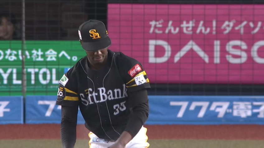 2回裏・Hモイネロ キレキレの変化球で三振を奪う!!