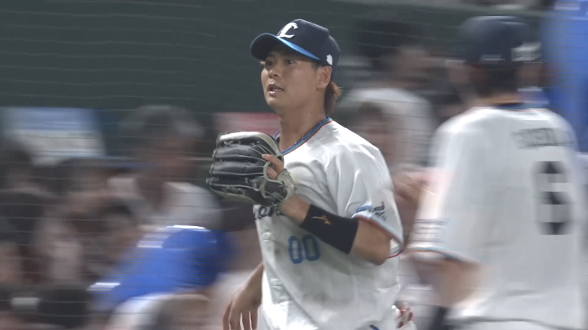7回表・L仲田慶介 レフトへの飛球をダイビングキャッチ!!
