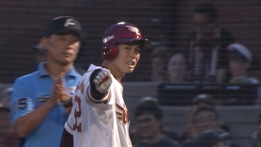 3回裏・E中島大輔 センターへのタイムリーヒットで更に追加点!!