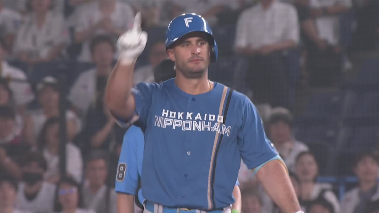 11回表・Fマルティネス 代打の役割を完璧に果たす勝ち越しタイムリー!!