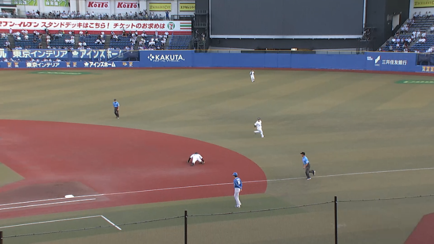 1回表・M岡大海 ファースト起用に応えるファインプレー!!