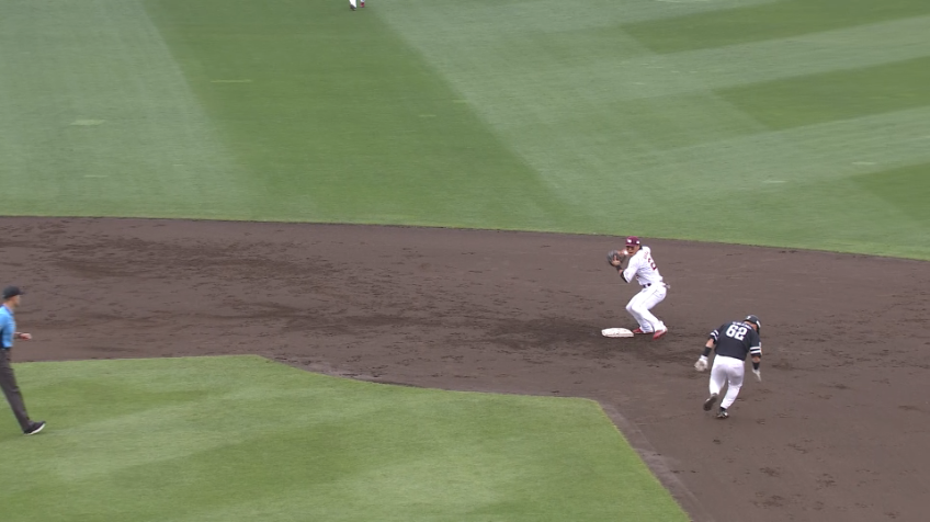 3回表・E宗山塁・E黒川史陽 流れるような6-4-3のダブルプレー!!