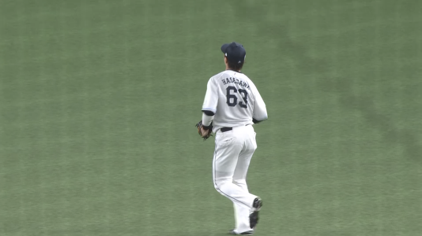 8回表・L長谷川信哉 右中間の当たりをダイビングキャッチ!!