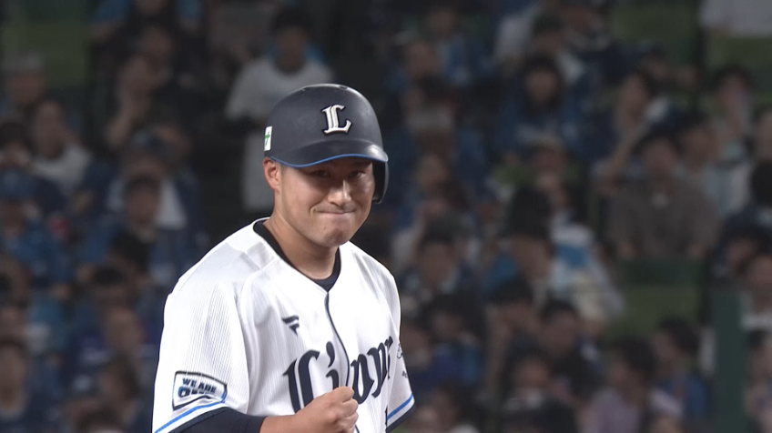 5回裏・L渡部聖弥 ショートの頭上を超えるタイムリー!!