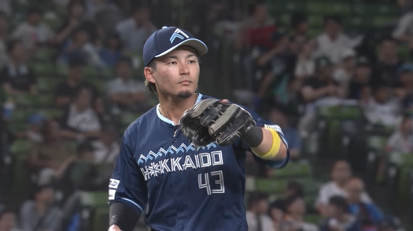 7回裏・F水野達稀 華麗なランニングスロー!!