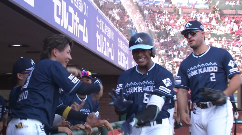 7回表・F万波中正 レフトスタンドへの2打席連続ソロホームラン!!