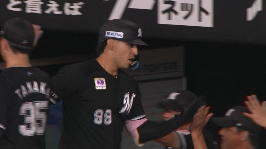 4回表・Mソト 試合を振り出しに戻すレフトへの今季第9号3ランHR!!