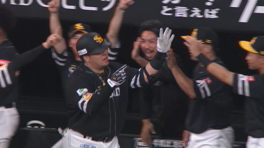 4回表・H山川穂高 レフトへの勝ち越し3ランホームラン!!