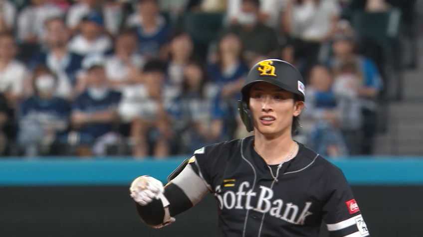 8回表・H周東佑京 センターへの同点タイムリー2ベース!!